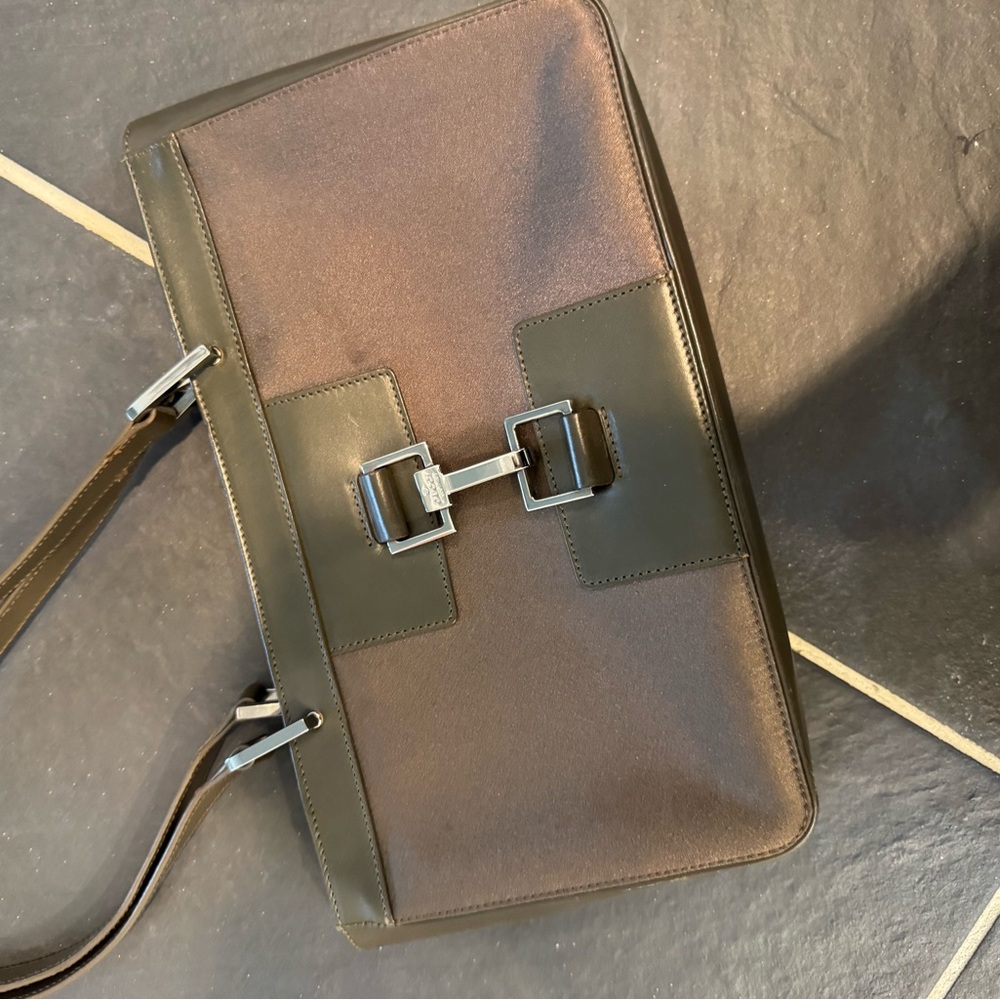 Gucci Black Leather Bag with Silver Hardware